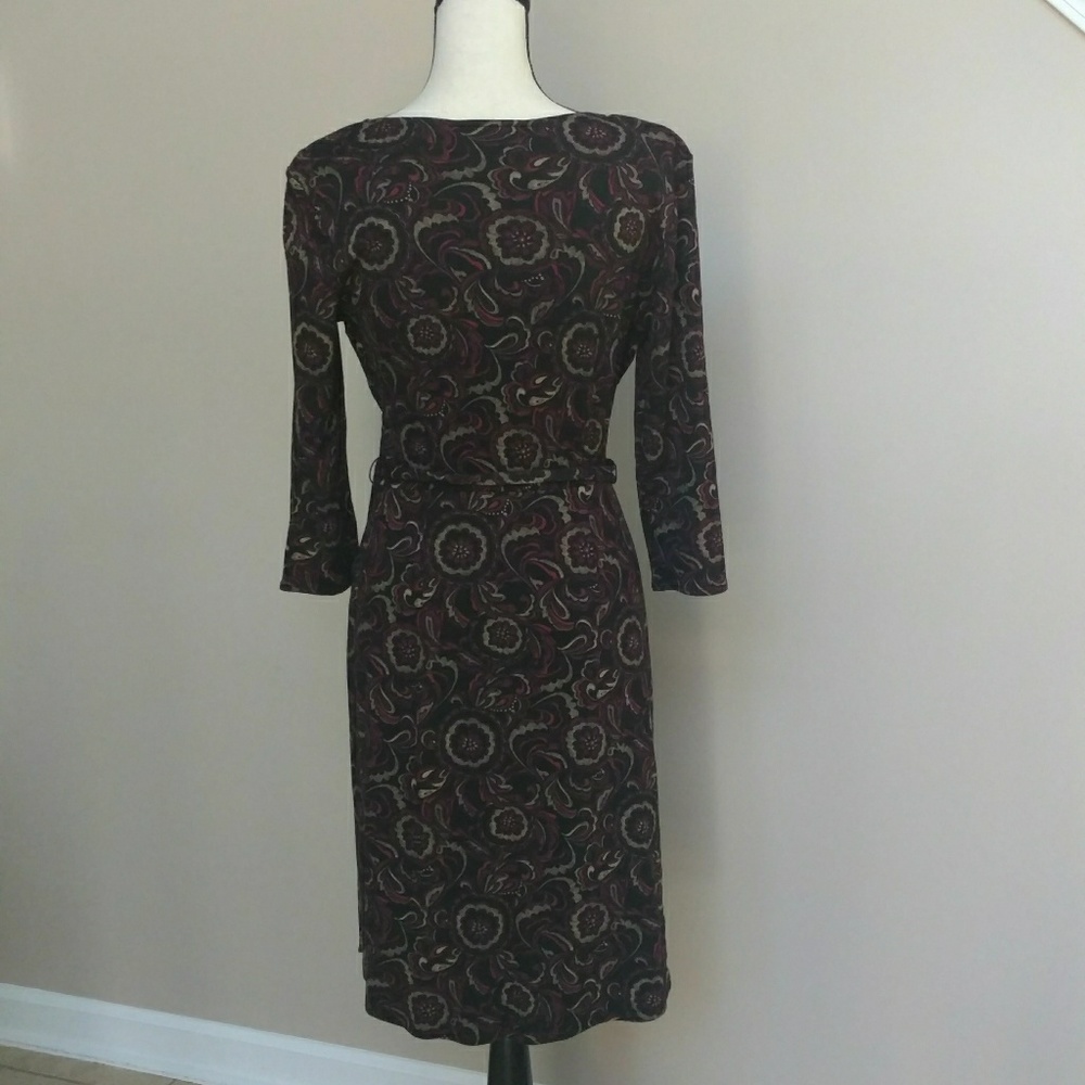 Loft Beautiful Fall/Winter Dress - Picture 3 of 4